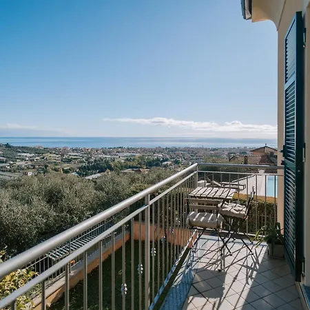 Apartment Casa Bella Vista Diano Castello